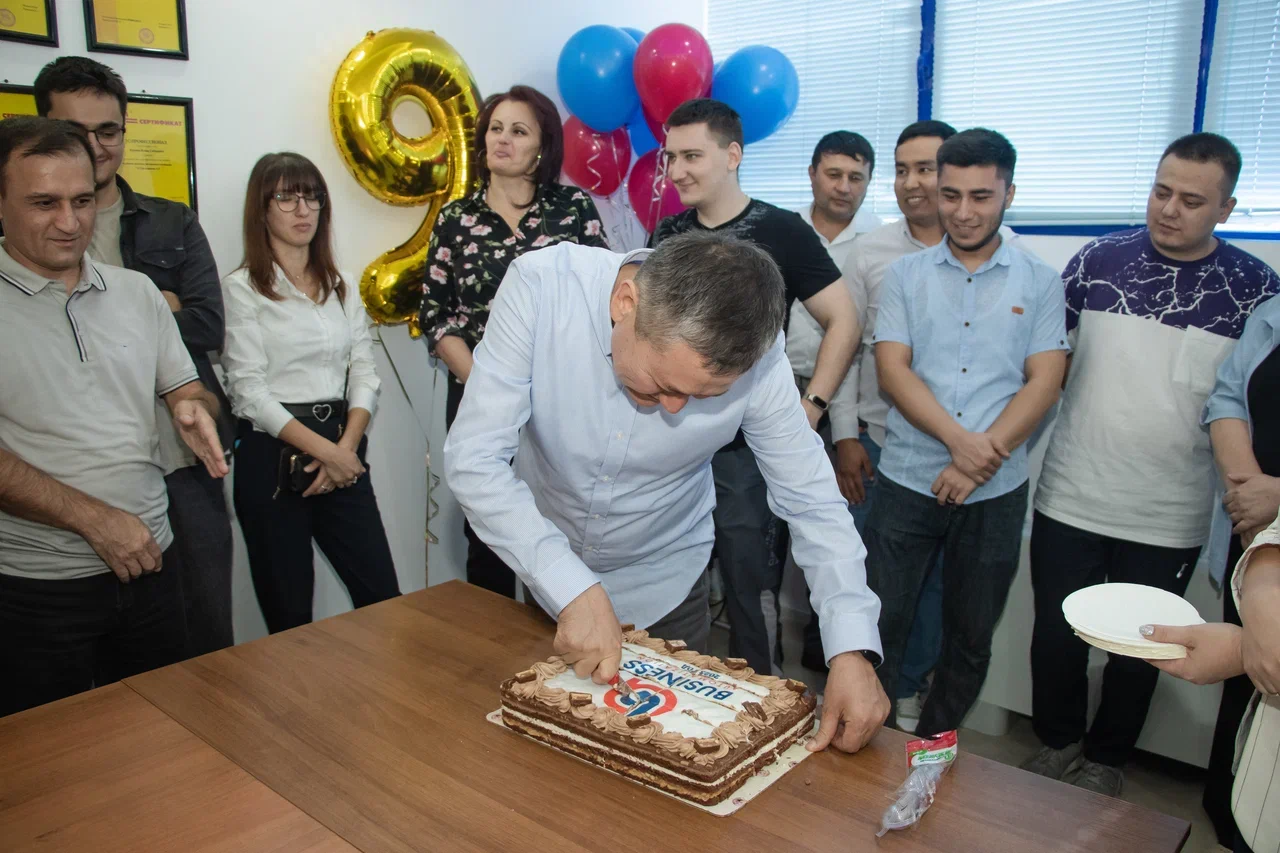 «Business Automatization» переехал в новый офис и уже отметил в новом офисе свое 9 летие
